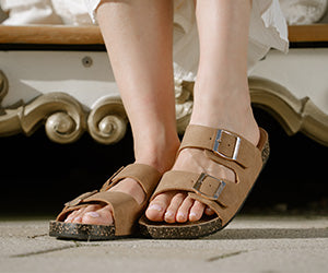 <strong>CHAUSSURES D'ÉTÉ</strong>
