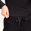 Pantalón jogger Mujer malla acanalado Negro