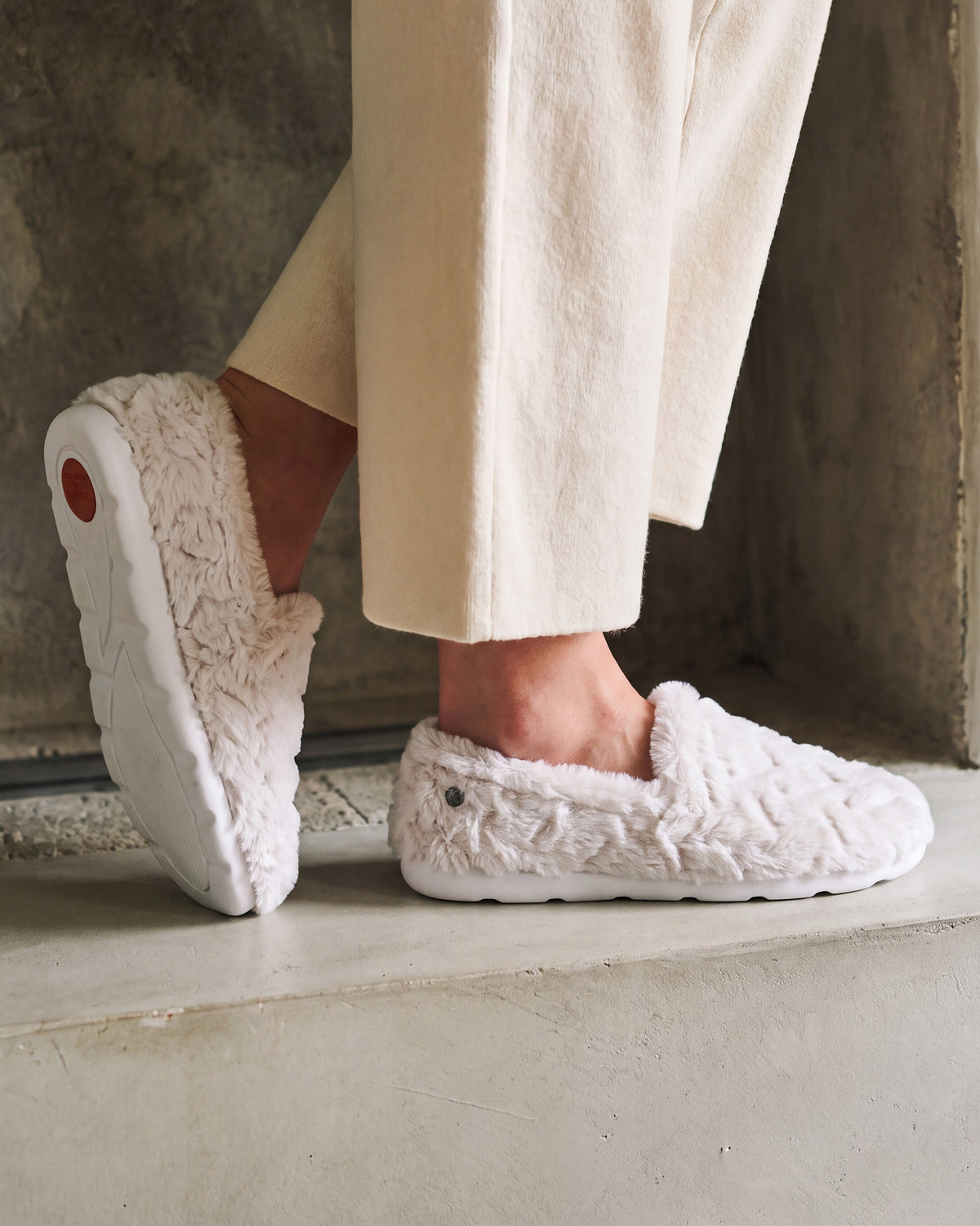 Zapatillas de casa Cerradas Mujer Marfíl suave