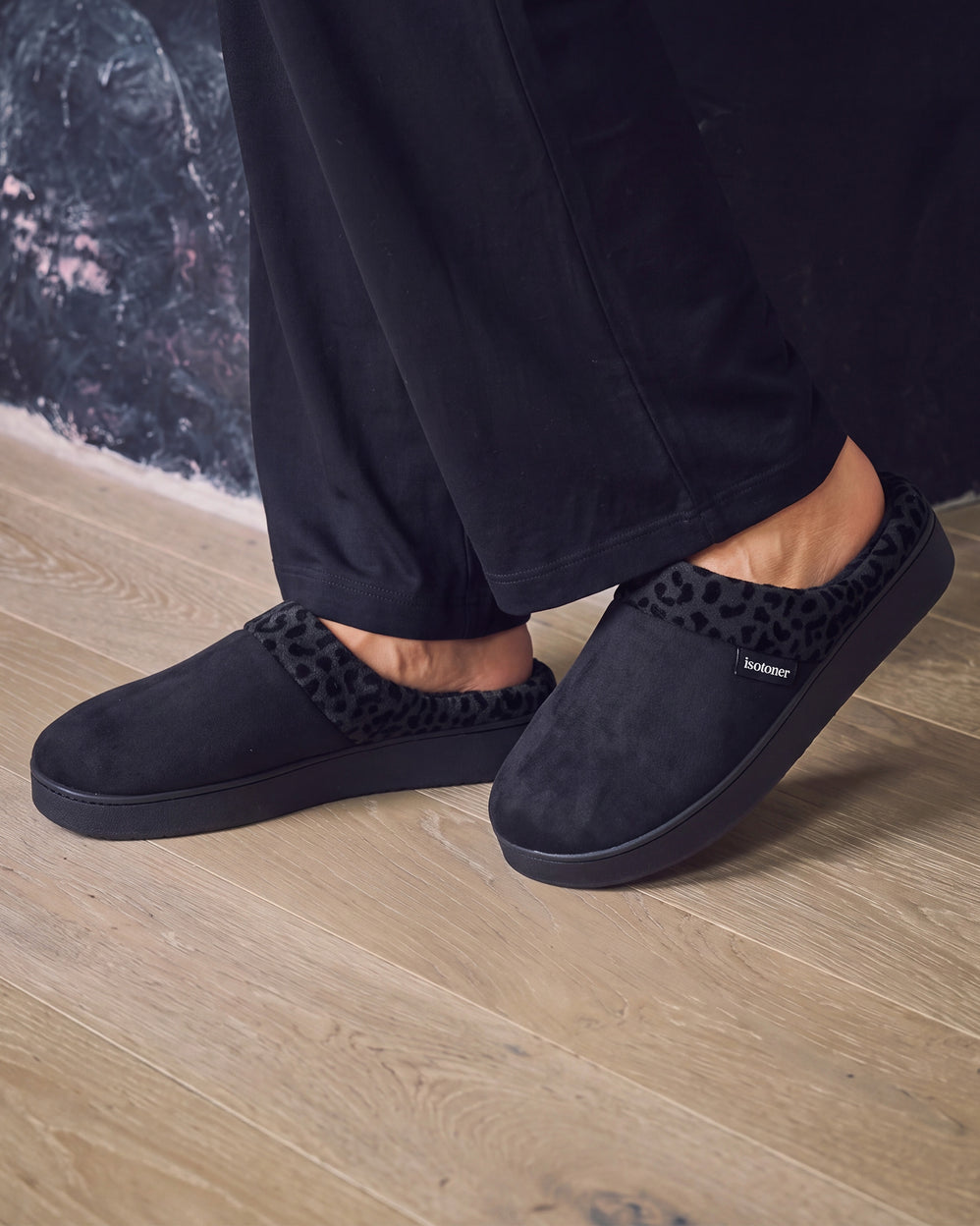Chaussons mules Femme plateforme Léopard Noir - Isotoner
