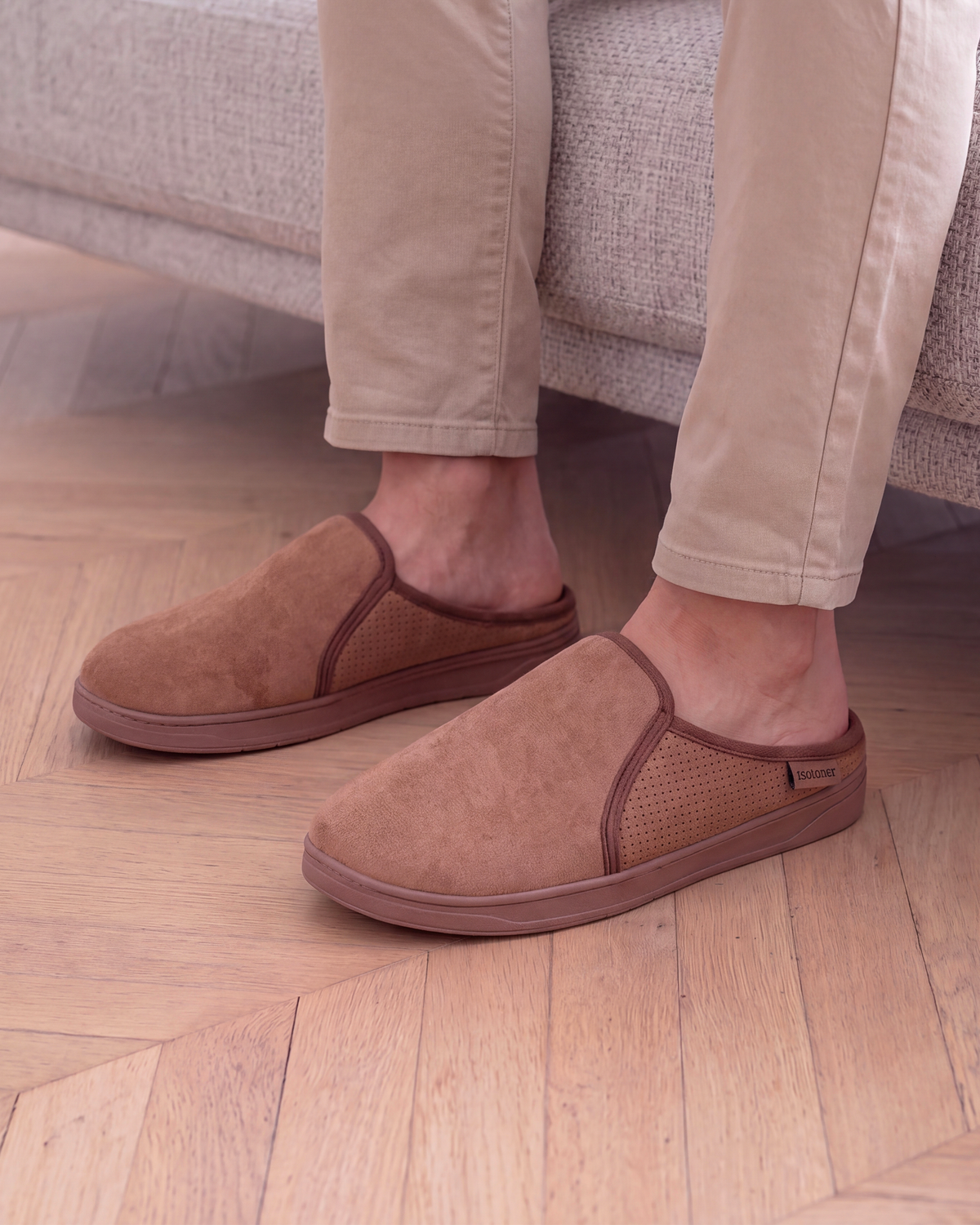 Chaussons mules Homme Camel perforées
