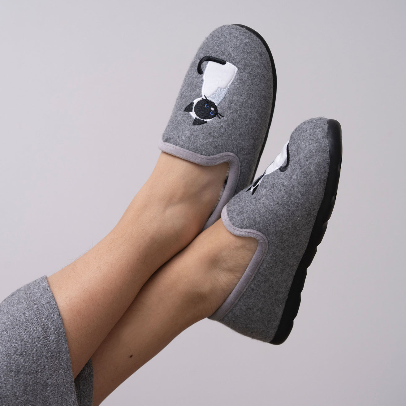 Chaussons slippers Femme Gris