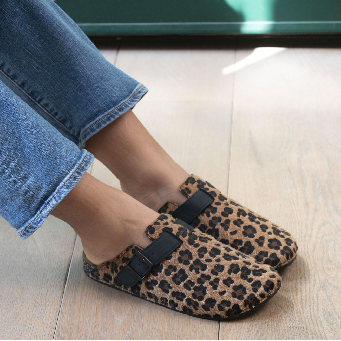 Mules Sabots Femme Léopard/Noir