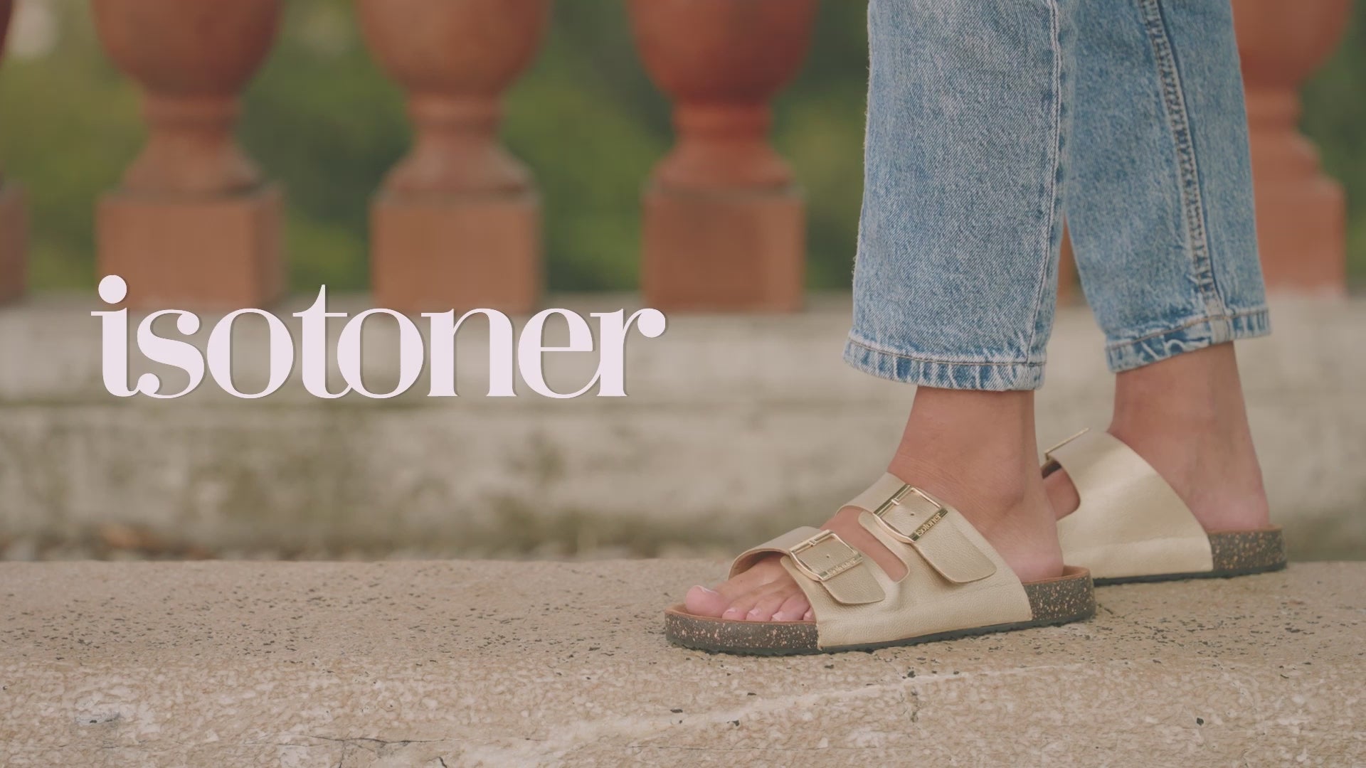 pub télé sandales femme confort Isotoner